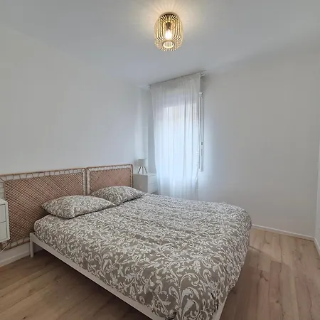 Le Luna Parking Gratuit *